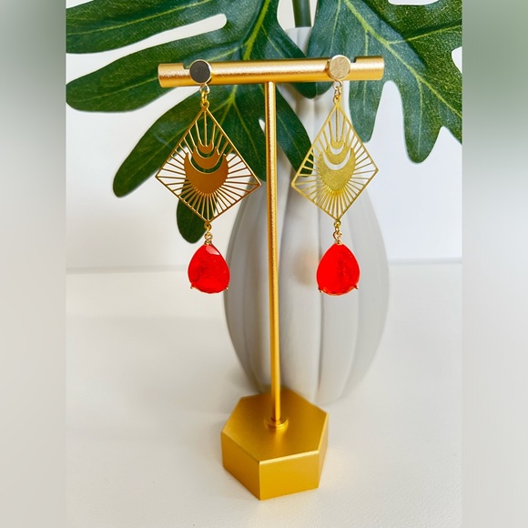 Delicate Statement Gold & Orange Dangle Earrings - Long Trendy Stylish Earrings - Picture 16 of 17